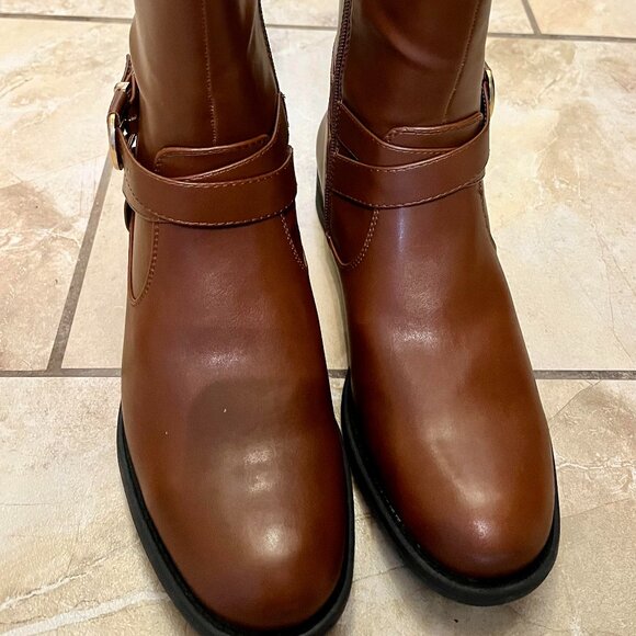 Bass Shoes - Perfect for Fall! NEVER WORN Bass-Jordan F16 Brown Extended Calf Boots 7.5